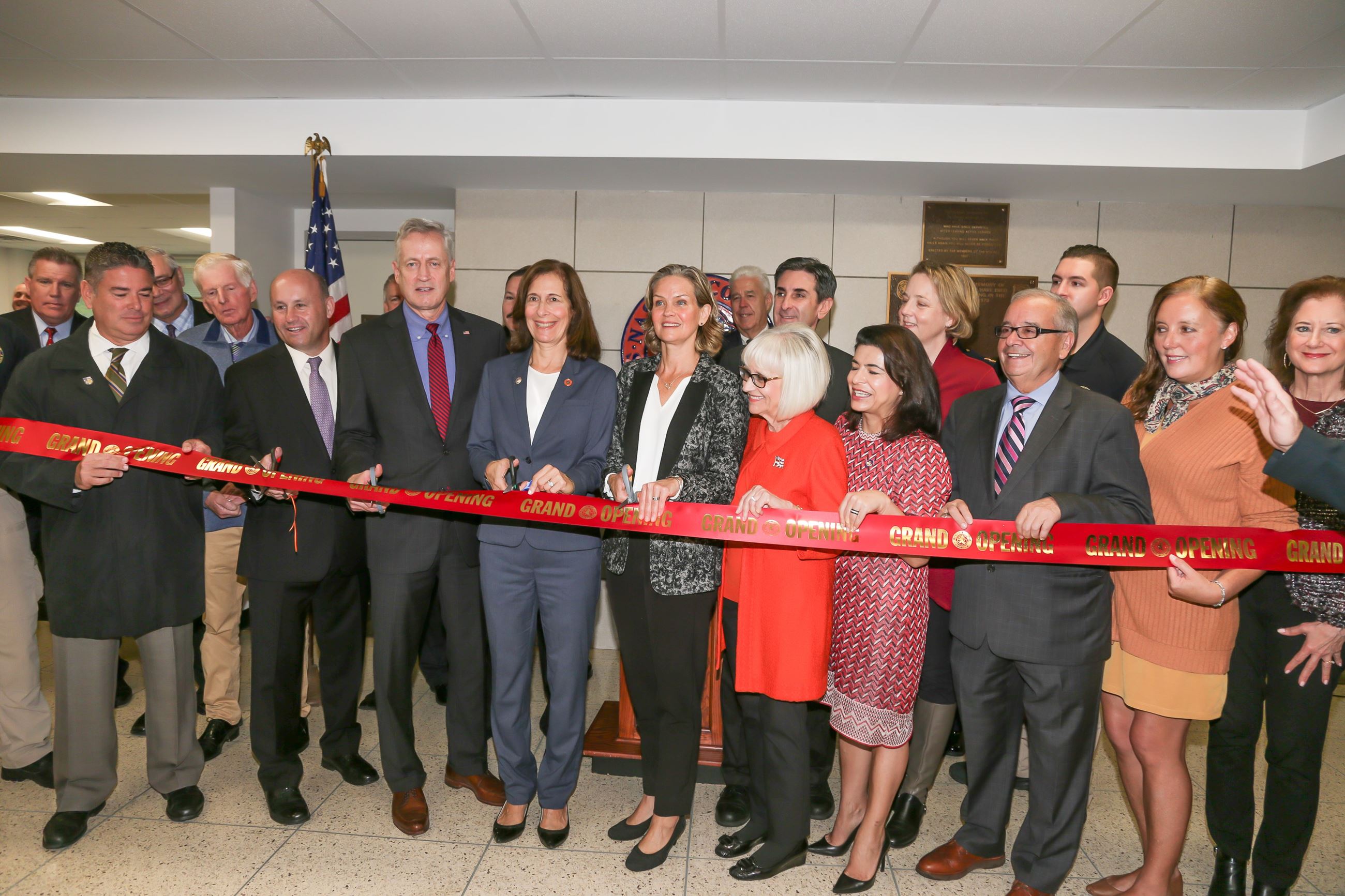 Legislator Birnbaum Cuts Ribbon on New Sixth Precinct