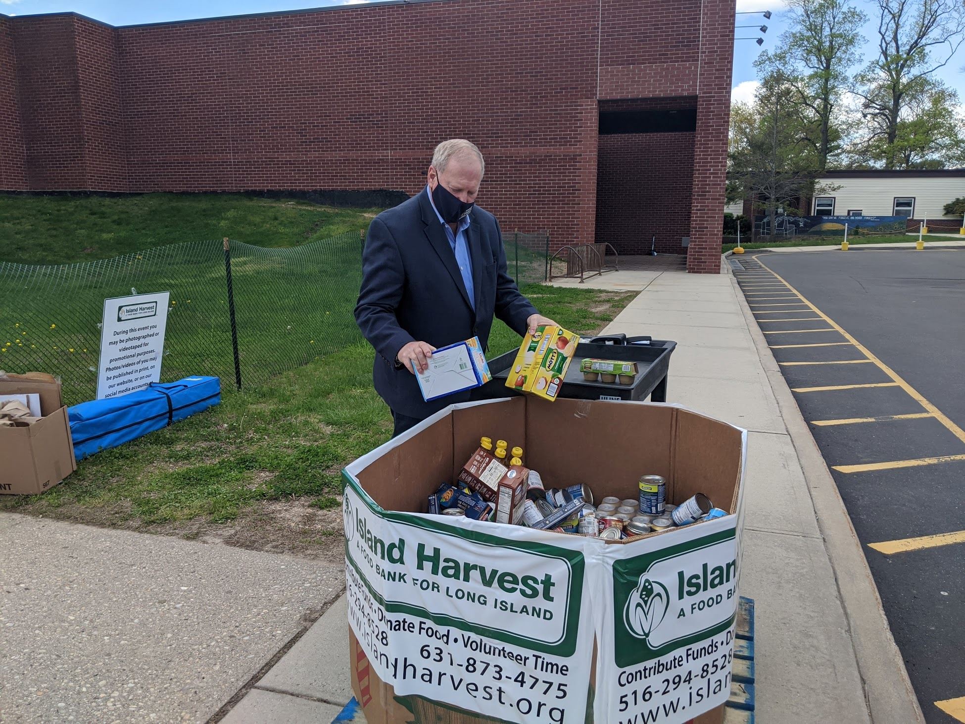 Legislator Arnold W. Drucker Supports Island Harvest’s  Bi-County ‘Spring Harvest’ Food Drives