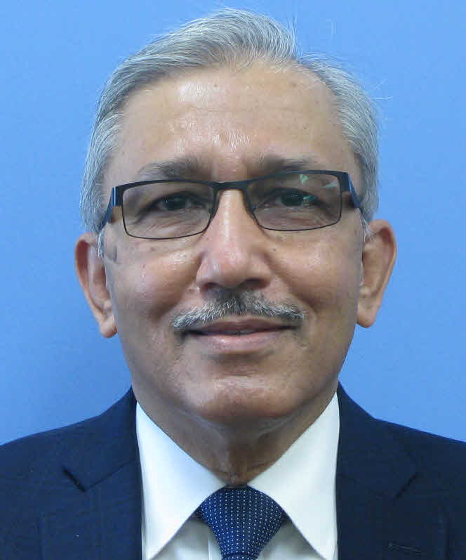 Qureshi headshot