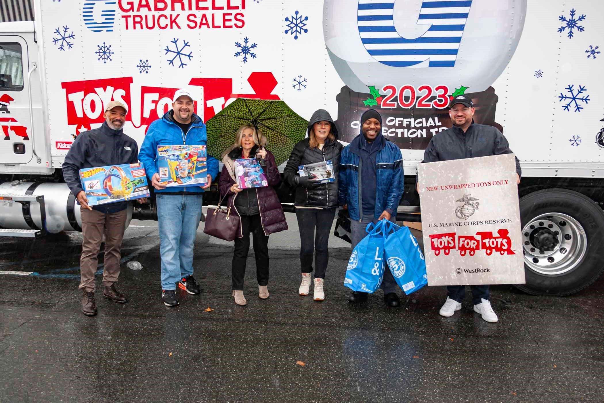 Legislators Davis and Koslow - Toys for Tots 1