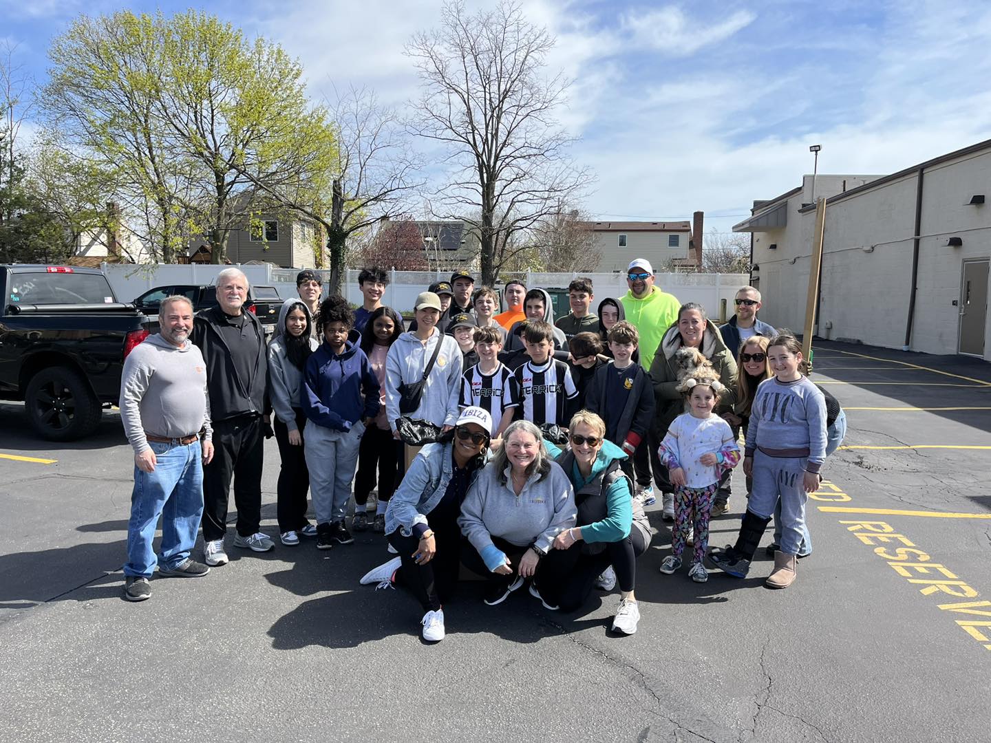 Legislator Koslow - Merrick Spring Cleanup 1