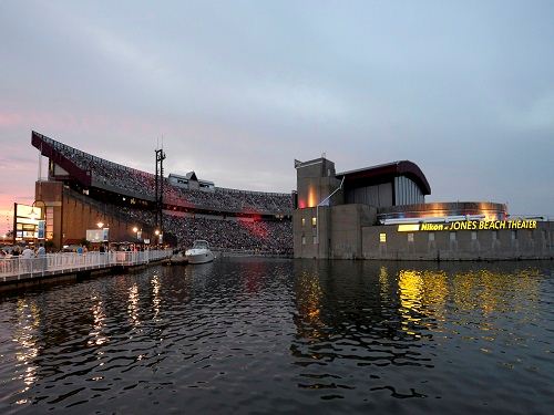 Building at dusk at Jones Beach