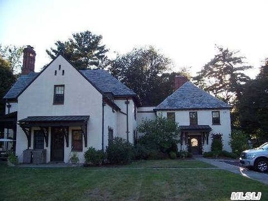Exterior of cottage home